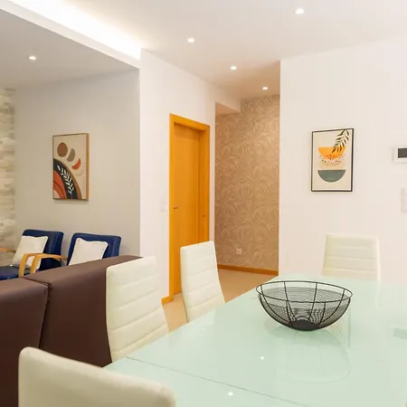 Apartment Cherry House In Viana Do Castelo Mazarefes